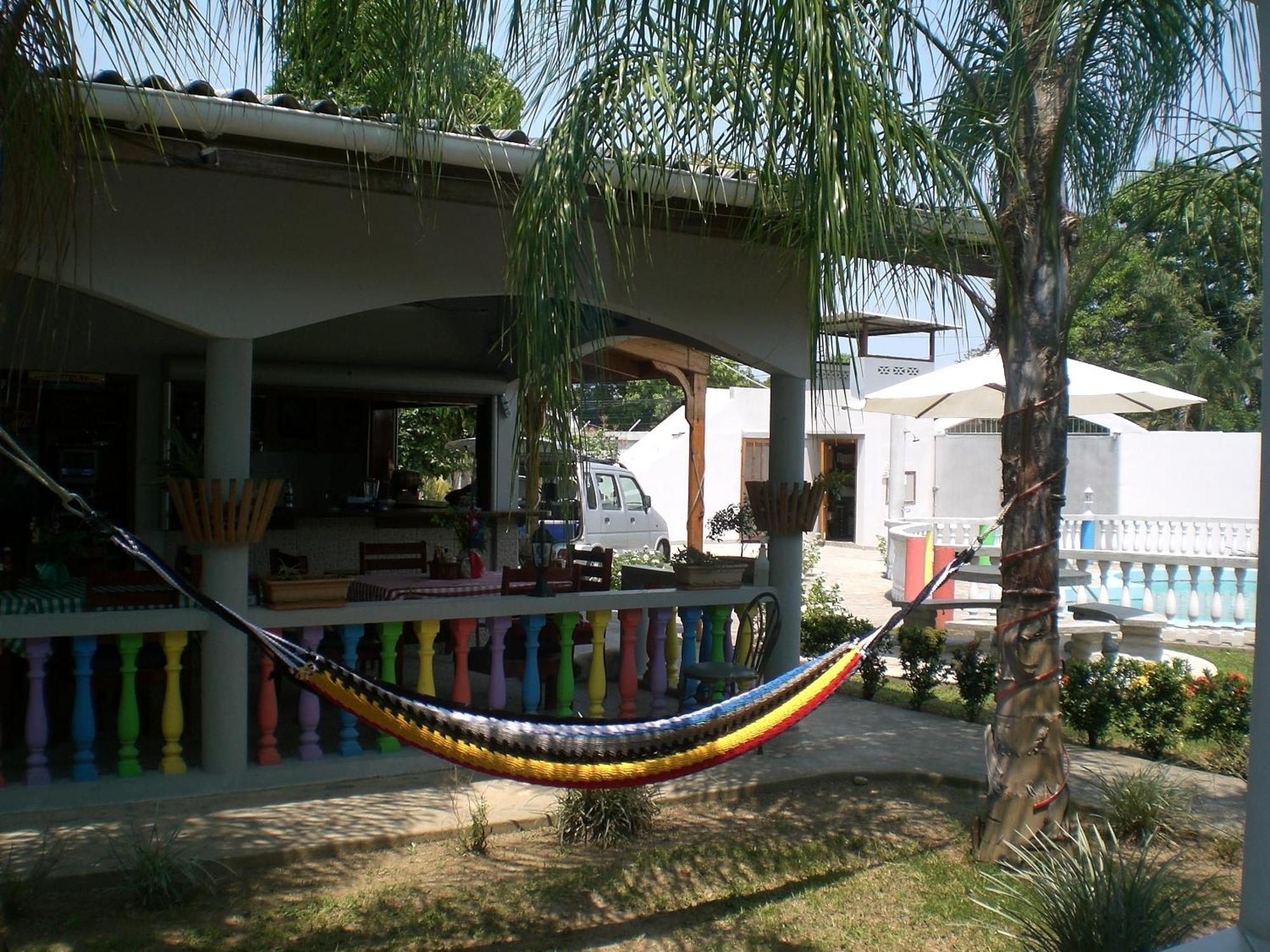 Rainbow Village La Ceiba Exterior foto