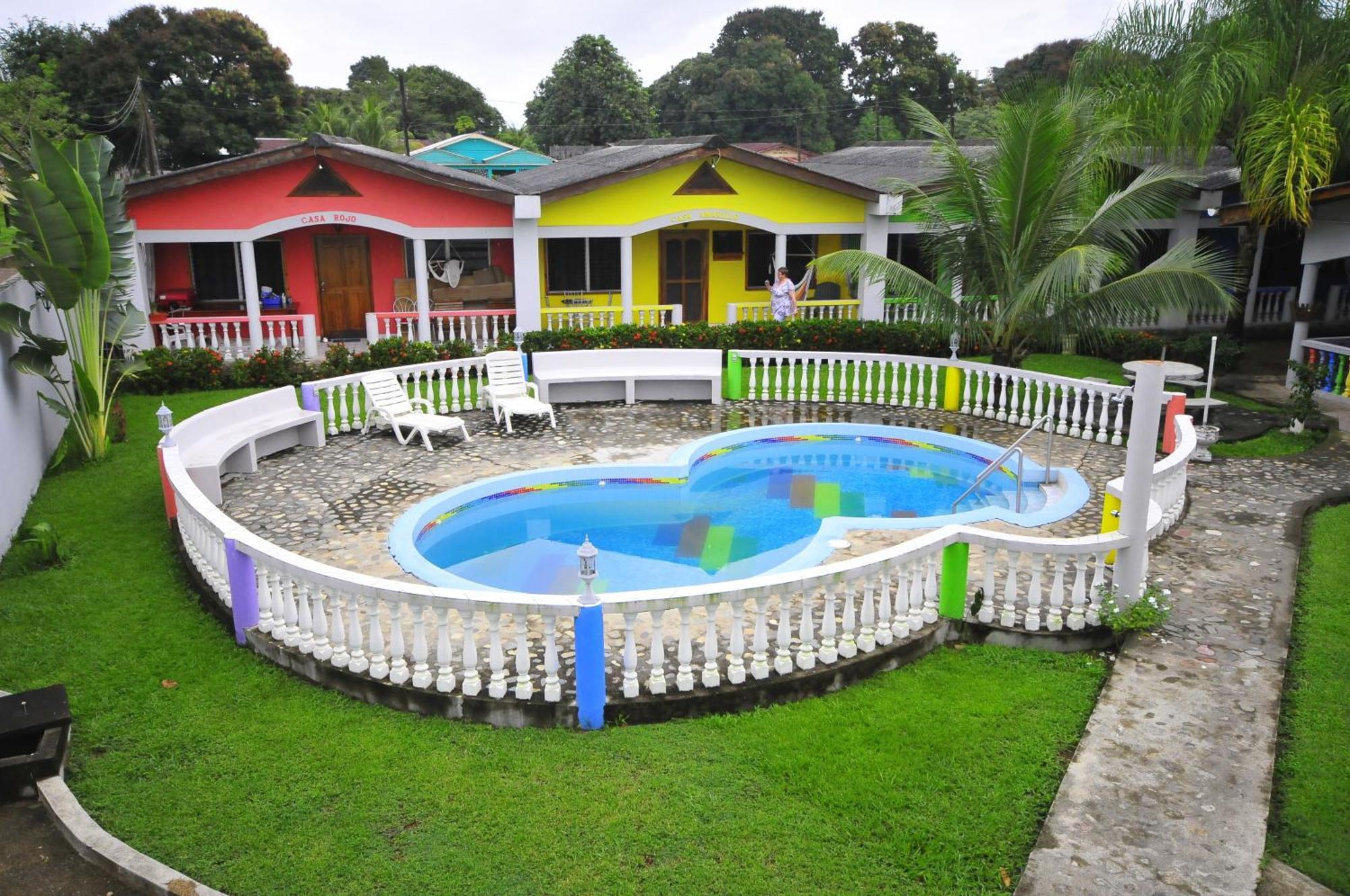 Rainbow Village La Ceiba Exterior foto